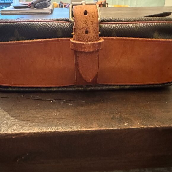 Louis Vuitton Brown and Tan Crossbody Bag - Picture 4 of 16